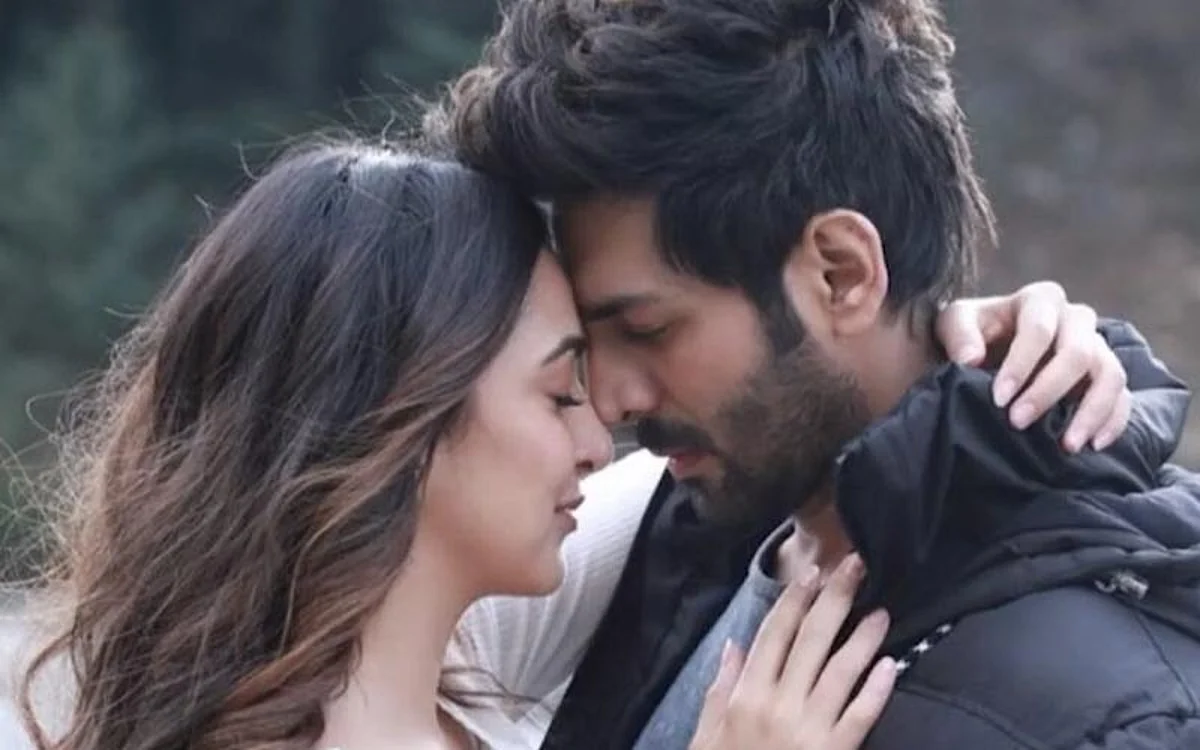 First Look: Satyaprem Ki Katha, starring Kiara Advani and Kartik Aaryan