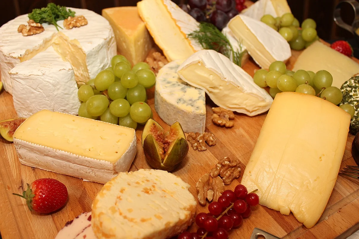 DSM expands cheese biopreservation portfolio with new phage-robust culture rotations