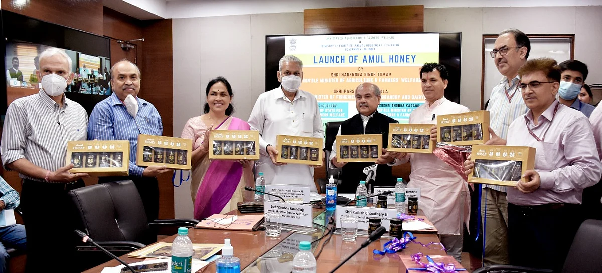 Union Minister Narendra Singh Tomar launches 'Amul Honey'
