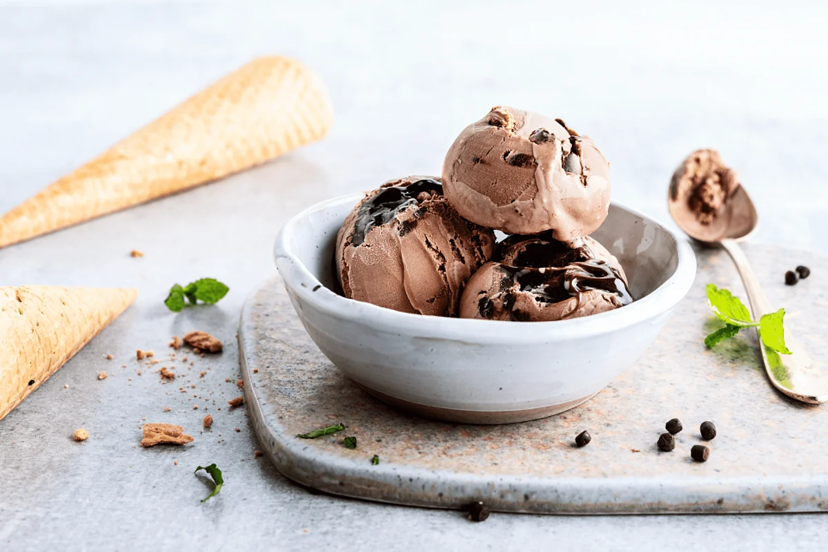 Barry Callebaut introduces dairy-free compound under its namesake brand