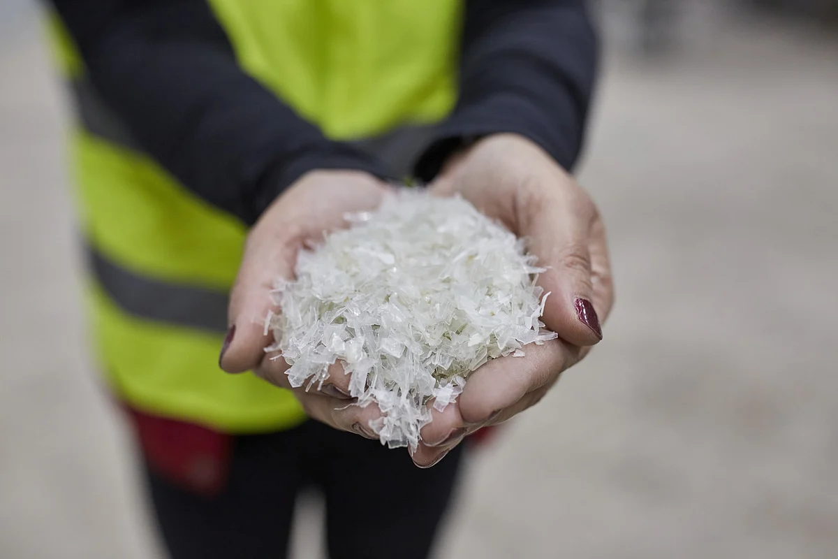 TOMRA & Borealis open plant for post-consumer plastic waste sorting & recycling