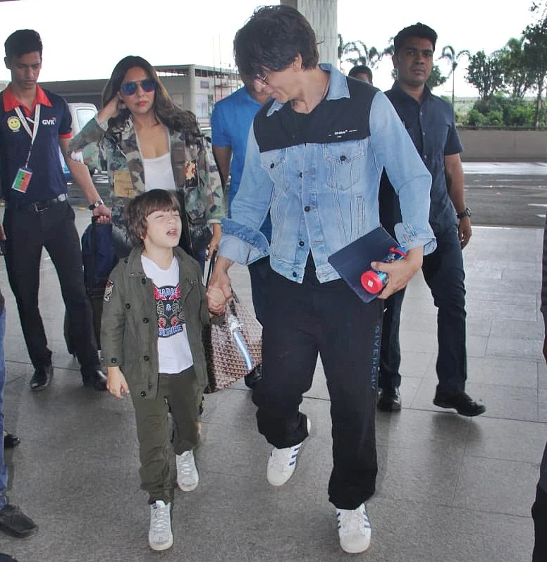 Gauri Khan sports tote bag worth Rs 80k, as she heads to London with hubby Shah Rukh Khan and son AbRam