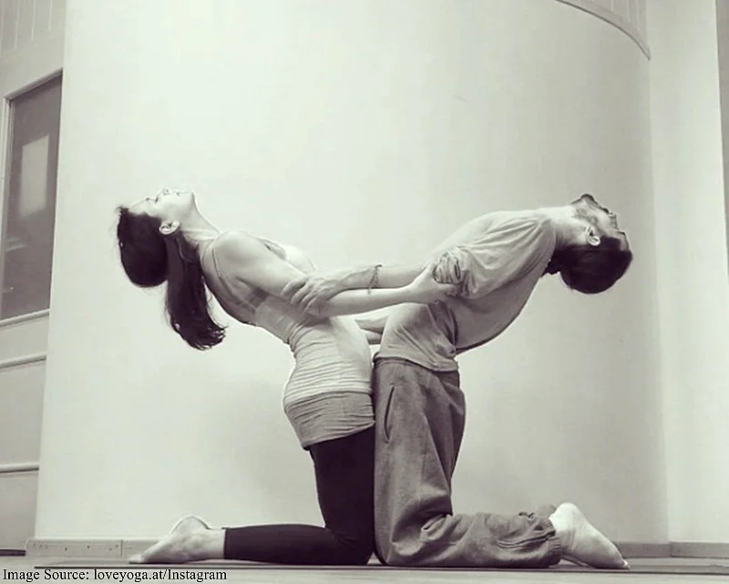 International Yoga Day 2019: 5 couples yoga poses to strengthen your bonds