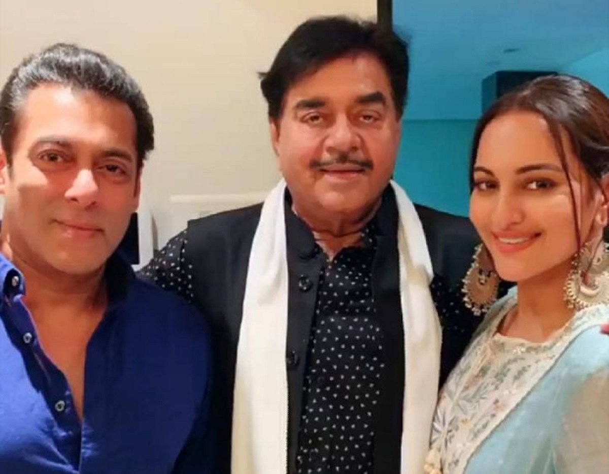 Salman Khan Celebrates Bharat Success With An Eid Party Sonakshi Sinha Katrina Kaif And More Join Born 2 june 1987) is an indian film actress and singer who works in hindi films.