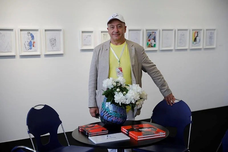 Renowned American-Bulgarian art dealer Stephan Stoyanov