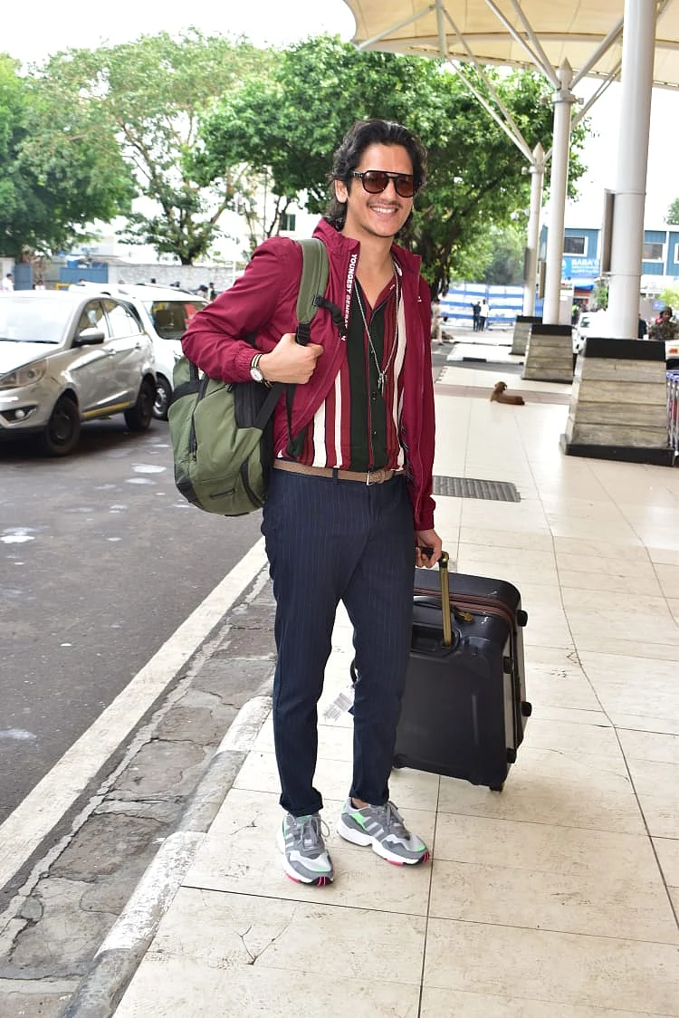 'Gully Boy' fame Vijay Varma at airport today morning.