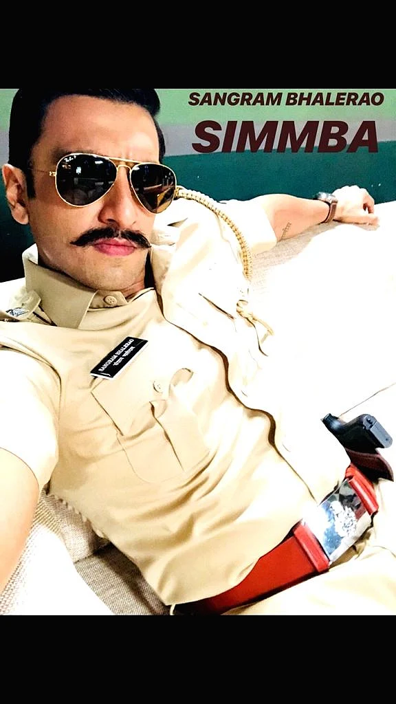 Ranveer Singh ups his selfie game; captures entire career in selfies