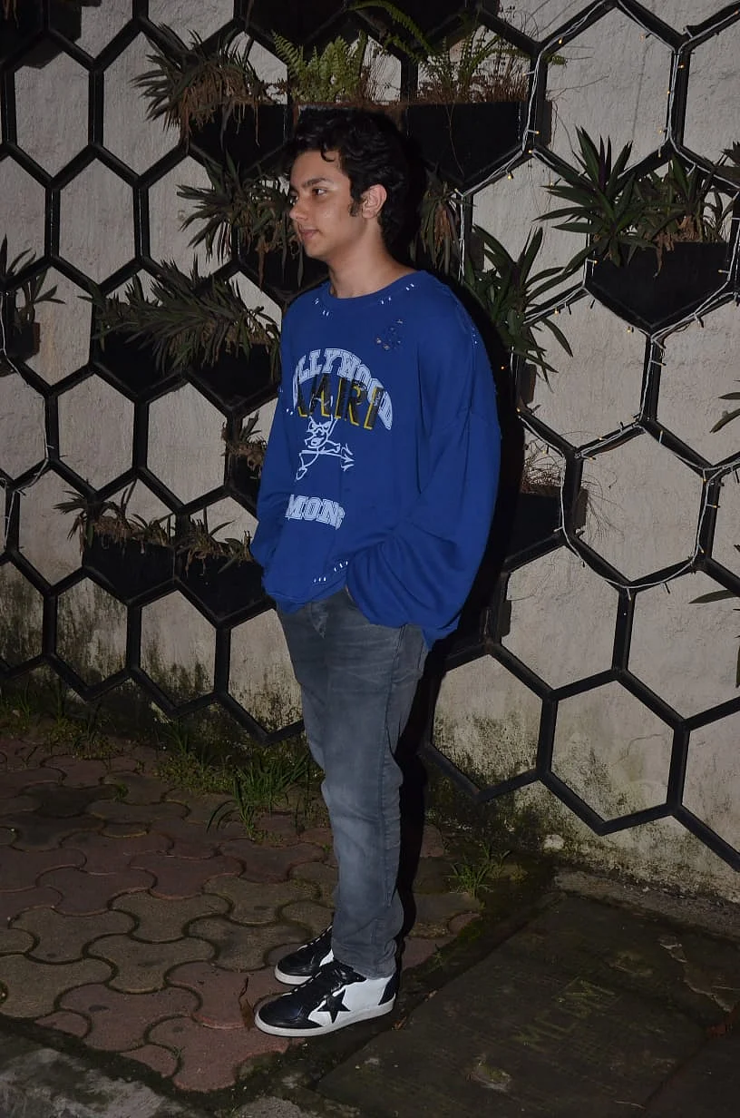 Sohail Khan's son Nirvaan also snapped outside Arth.