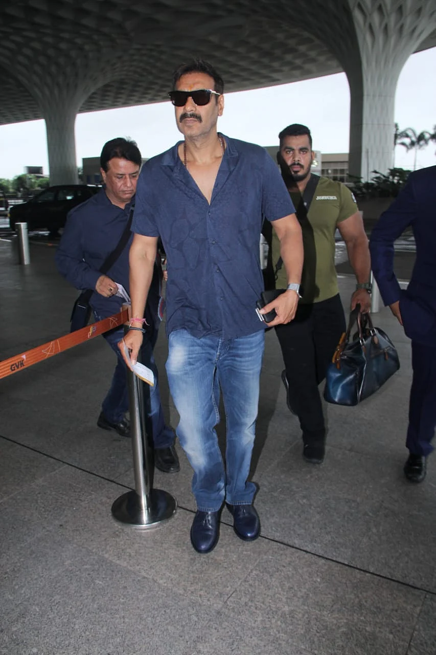Ajay Devgn at Mumbai airport