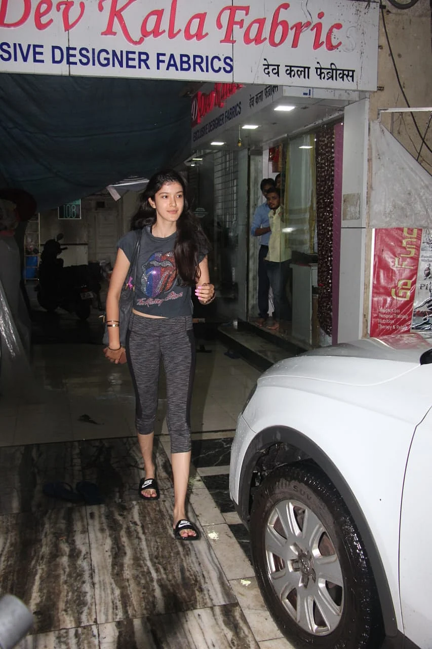 Shanaya Kapoor snapped at dance class in Khar