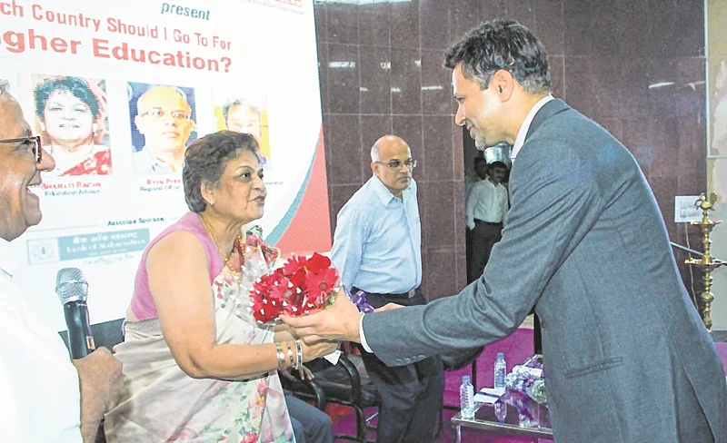 FPJ Education conference: Experts shed light on procedure, clear doubts of students