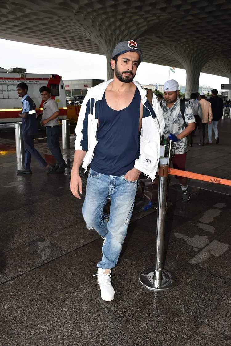 In Pics: Despite heavy rains, Celebrities spotted across Mumbai