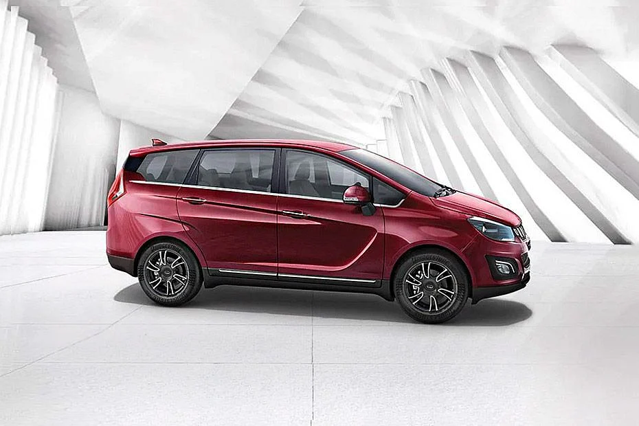 Mahindra Marazzo