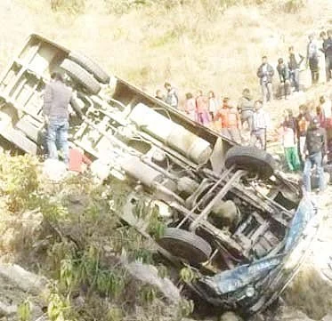 24 killed in Pak accident after bus falls into ditch