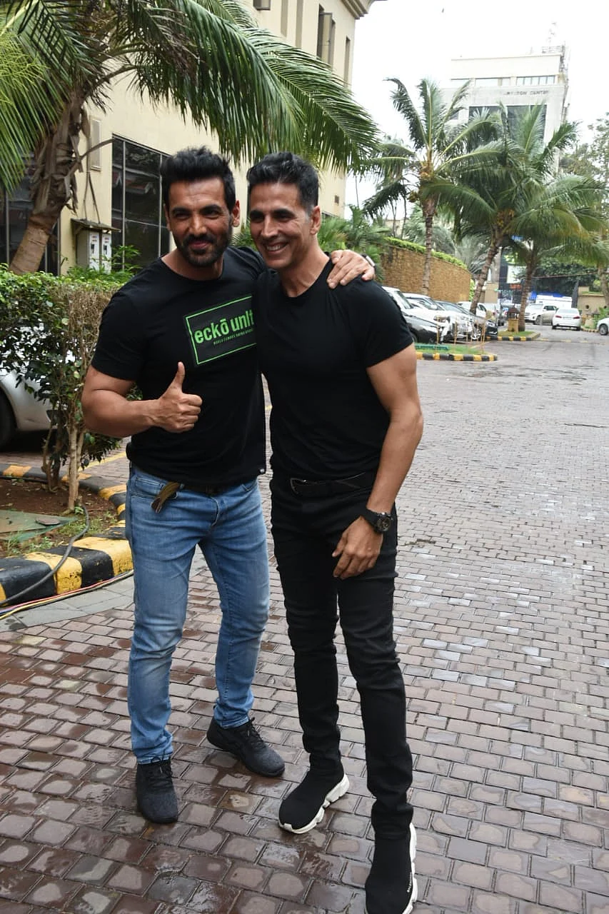John Abraham snap 'Batla House' promotions and Akshay Kumar snap 'Mission Mangal' movie promotions at JW Marriot Juhu