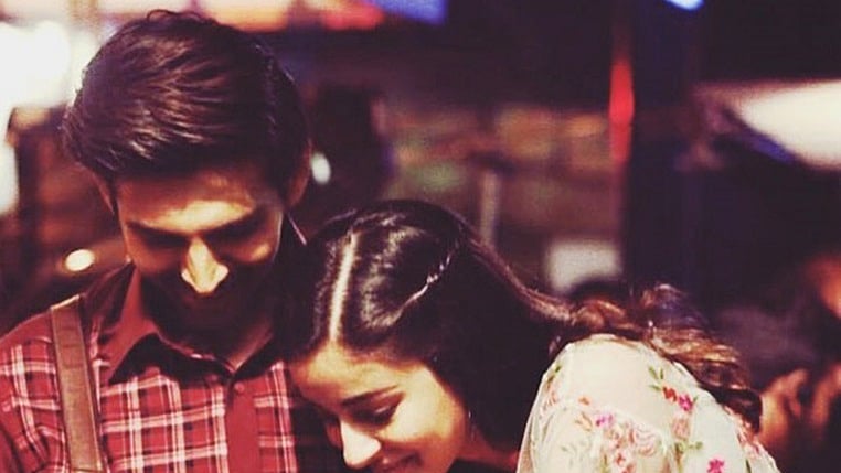 Watch Kartik Aaryan And Ananya Panday Shoot A Romantic Sequence For Pati Patni Aur Woh Facebook gives people the power to share and makes the. watch kartik aaryan and ananya panday