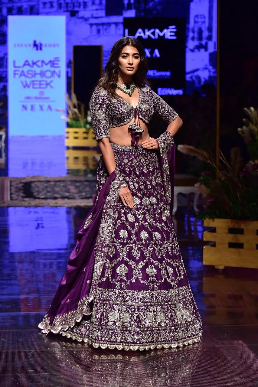 Pooja Hegde Showstopper for Jayanti Reddy At LFW 2019