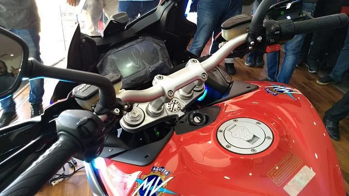 MV Agusta Turismo Veloce 800