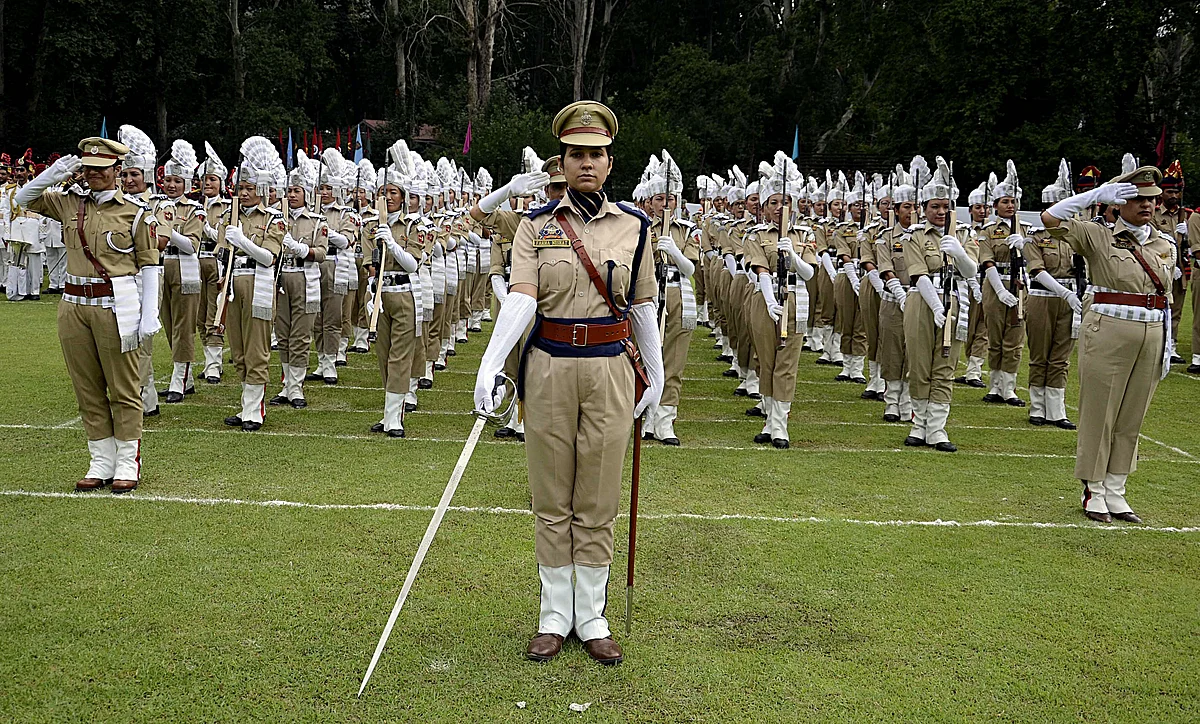 Female police contingent take part during the 73rd Independence Day celebration in Srinagar