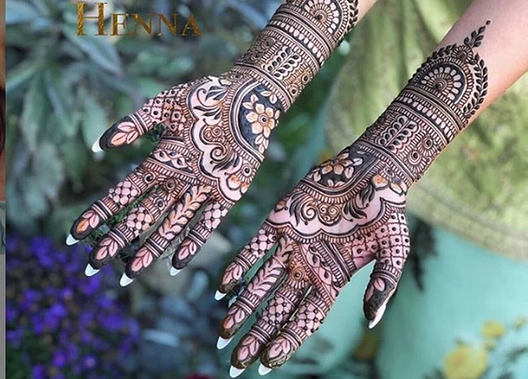 Ganesh Chaturthi 2019: Beautiful and easy mehendi designs to flaunt on this Ganesh festival