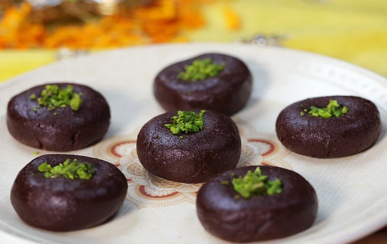 Chocolate Peda