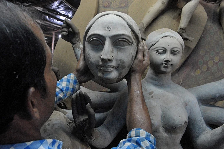 Durga Puja 2019: Artisans behind the iconic sculptures of Maa Durga