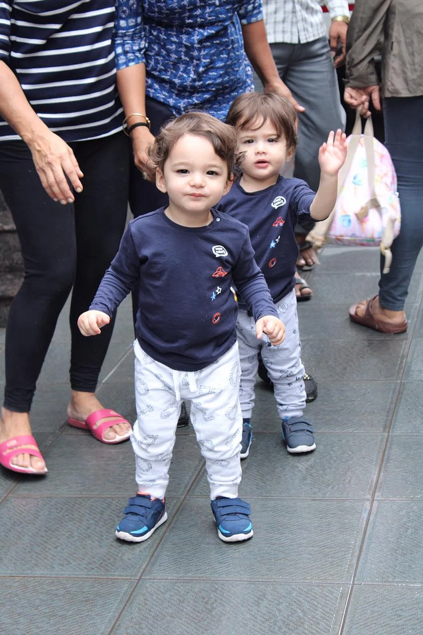 Sunny Leone who is often clicked with her kids also spotted today at play school in Juhu.