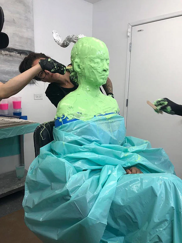 Kangana Ranaut sits through extensive prosthetics measurement for 'Thalaivi'