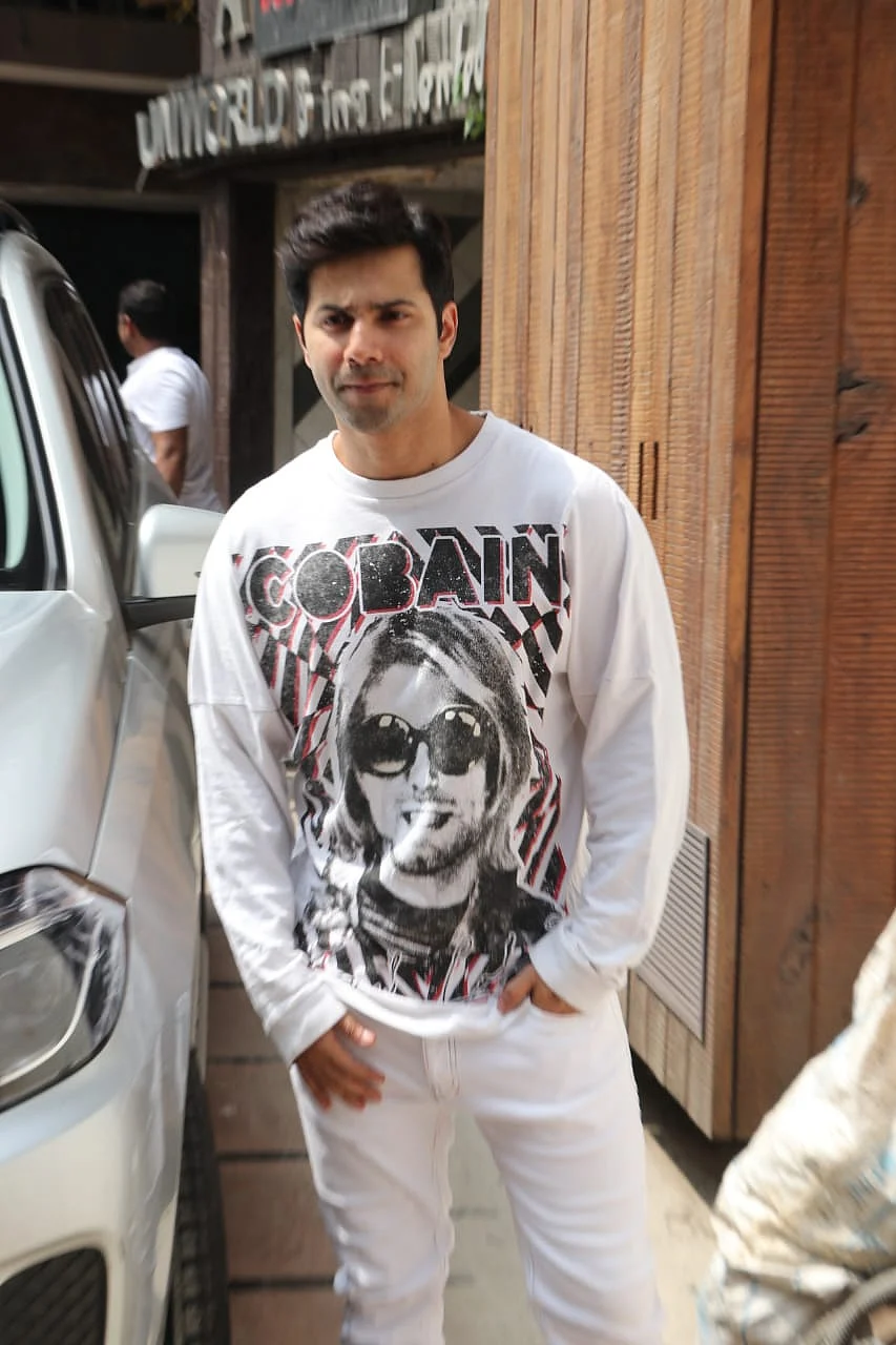 Varun Dhawan at gym in Juhu.