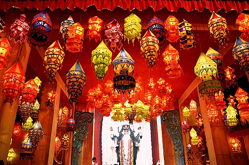 Make your house Navratri ready with these simple and classic decoration ideas
