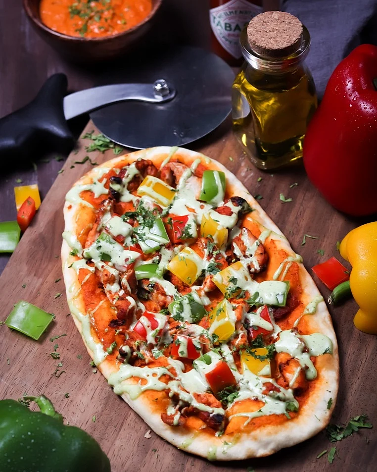 SPICY BUTTER CHICKEN PIZZA