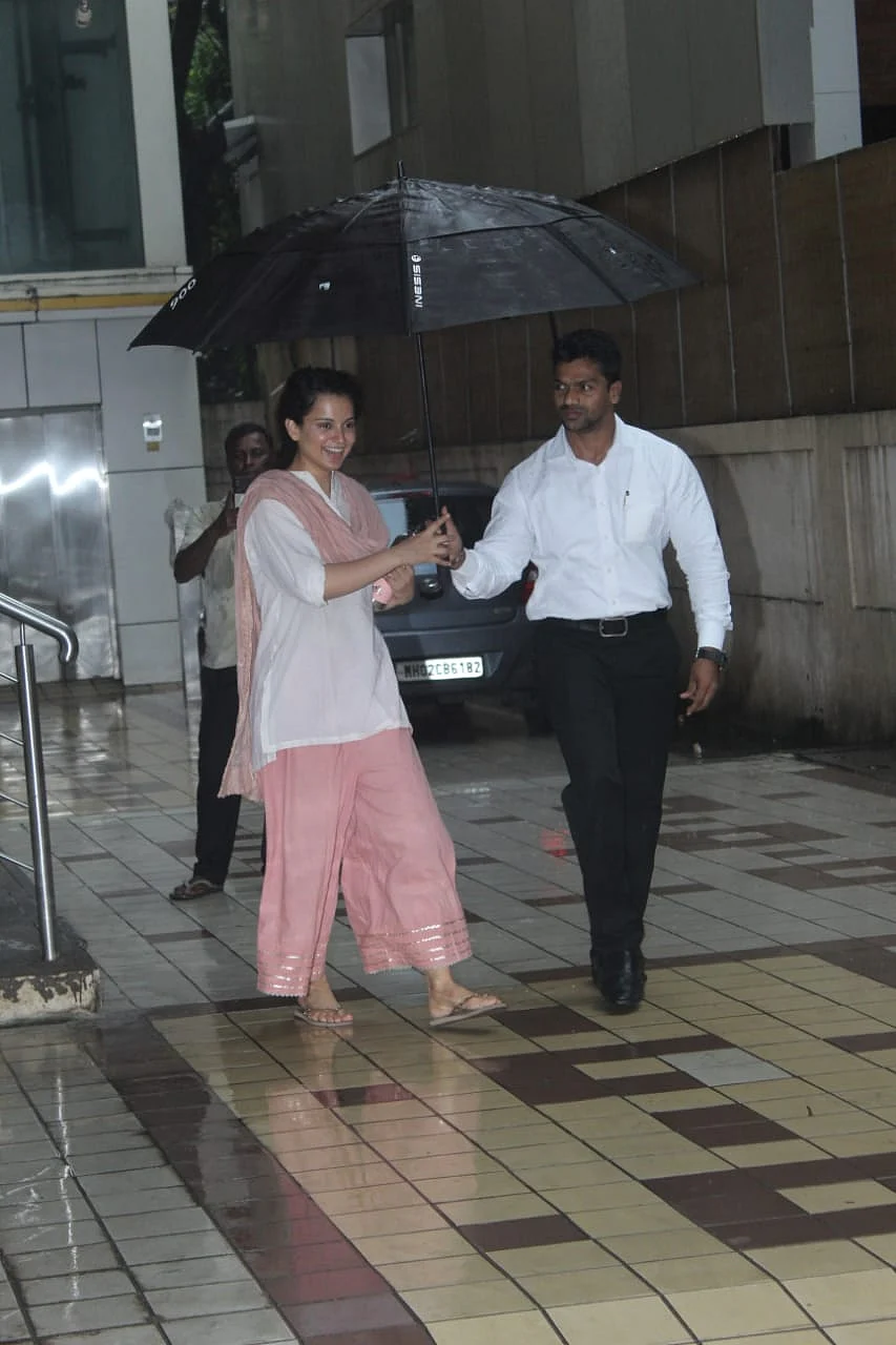 Kangana Ranaut was spotted at her dance classes today in the city. Malaika Arora was also seen at Bandra.