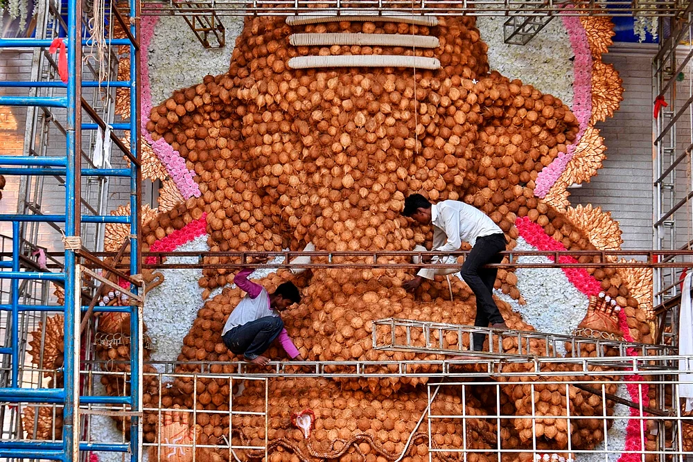 Coconuts, Fish Food, Pencils: Check out these innovative Ganesh Idols