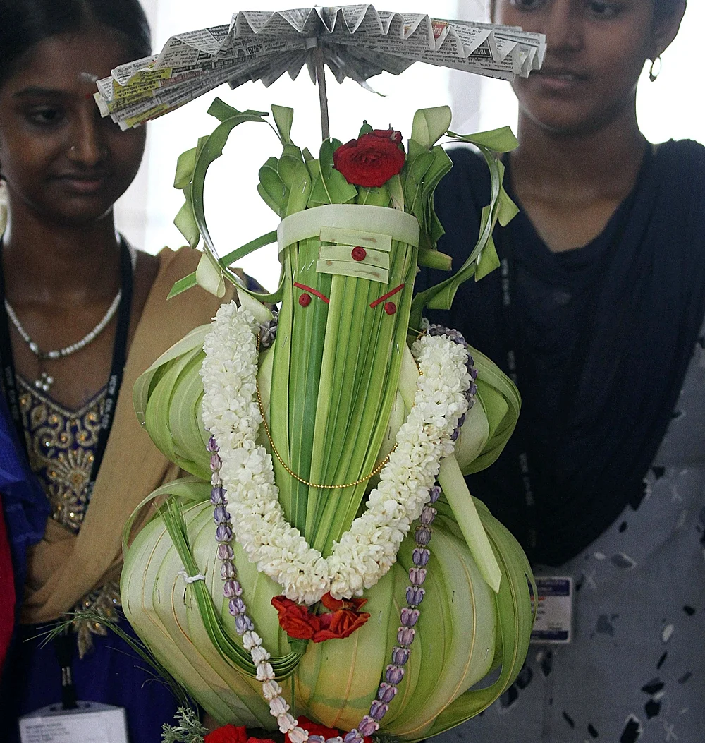 Coconuts, Fish Food, Pencils: Check out these innovative Ganesh Idols