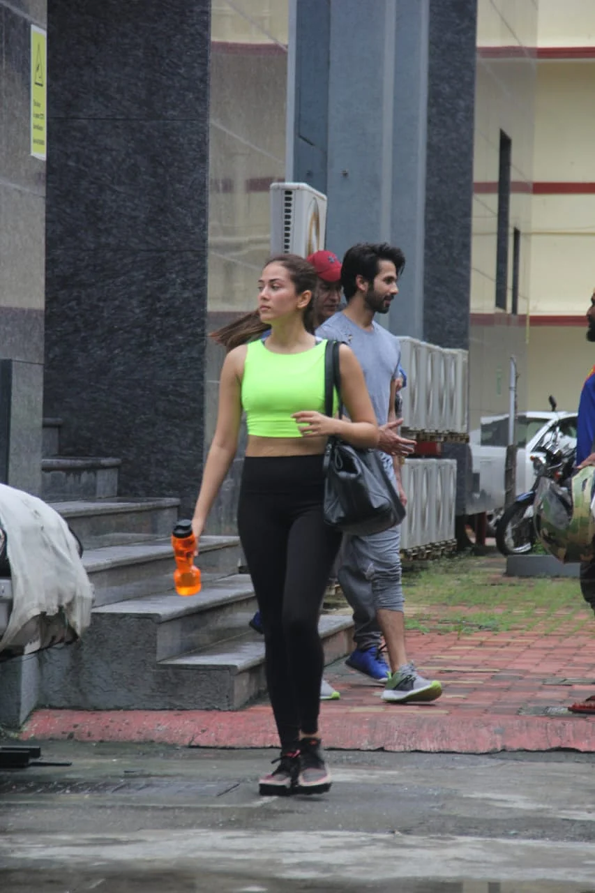 Mira is often seen training with her husband Shahid Kapoor. She was snapped heading home in a neon gym outfit.