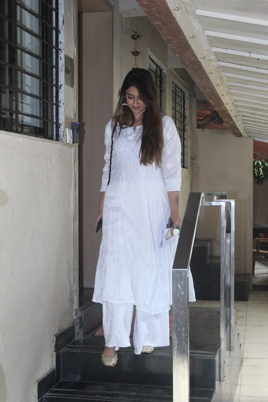 Ileana D'cruz at Matrix office