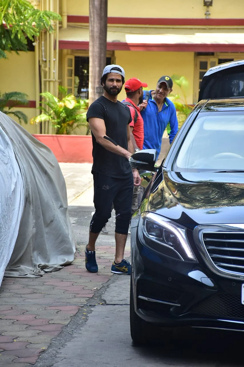Shahid Kapoor at i think fitness gym