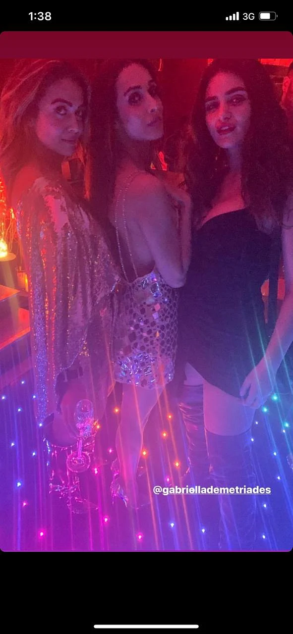 Inside Pictures: Malaika celebrates birthday with BFFs Kareena, Karisma, Natasha Poonawala