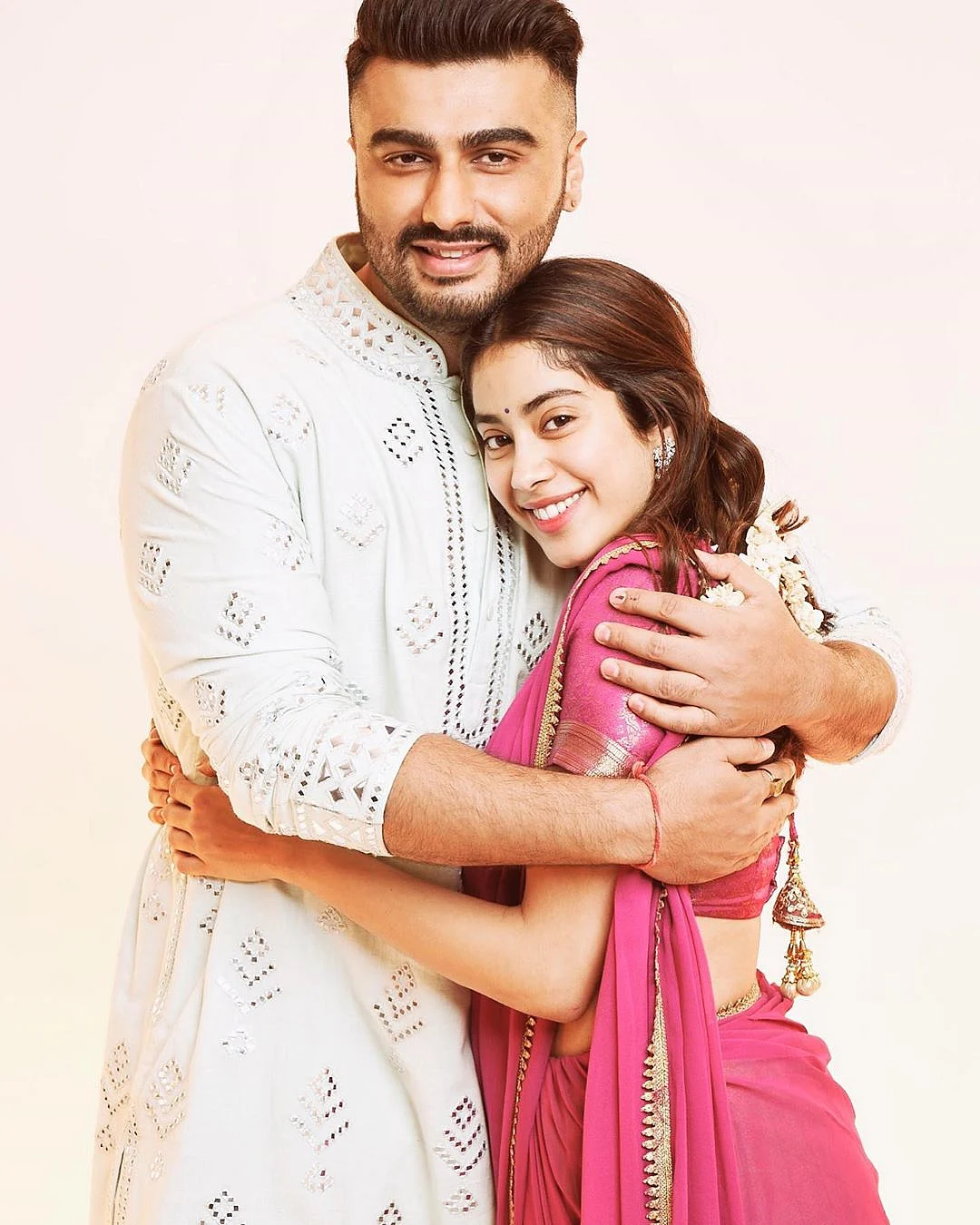 From Salman-Arpita to Sara-Ibrahim: Meet our favourite Bollywood brother-sister jodis this Bhai Dooj