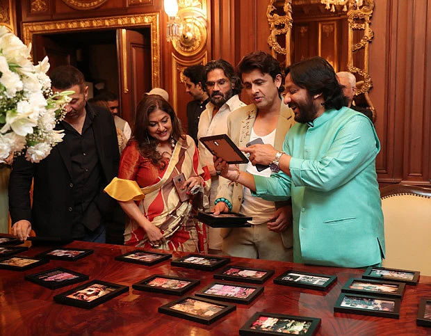 Abhishek Bachchan, Suniel Shetty, and others make filmmaker JP Dutta’s birthday memorable