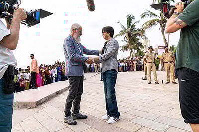 Shah Rukh Khan Is His Witty Self In My Next Guest With David Letterman Teaser Well, the coronavirus lockdown has given some time to stars to interact with their fans much more. shah rukh khan is his witty self in my