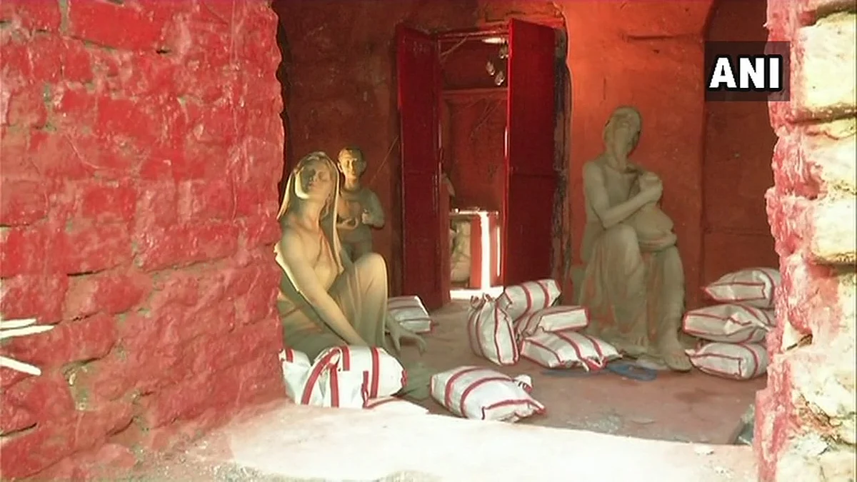 2018 images of Kolkata Durga Puja theme