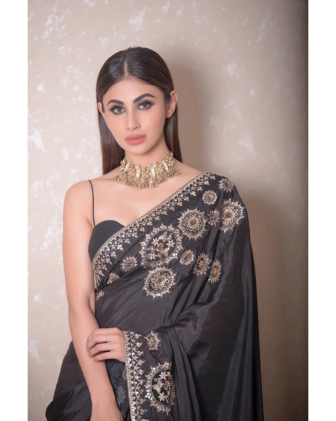 Durga Puja 2019: From Nusrat Jahan to Sushmita Sen, these Bengali beauties will give you new fashion goals