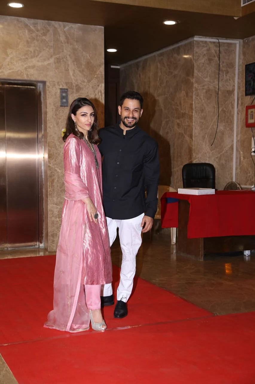 Salman Khan, Sonakshi Sinha and other B-town celebs attend Ramesh Taurani's Diwali bash