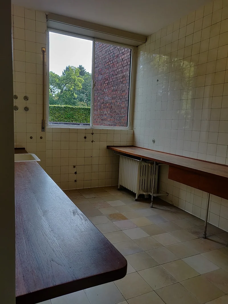 Of fitted kitchens and architecture in new Frankfurt Old Town