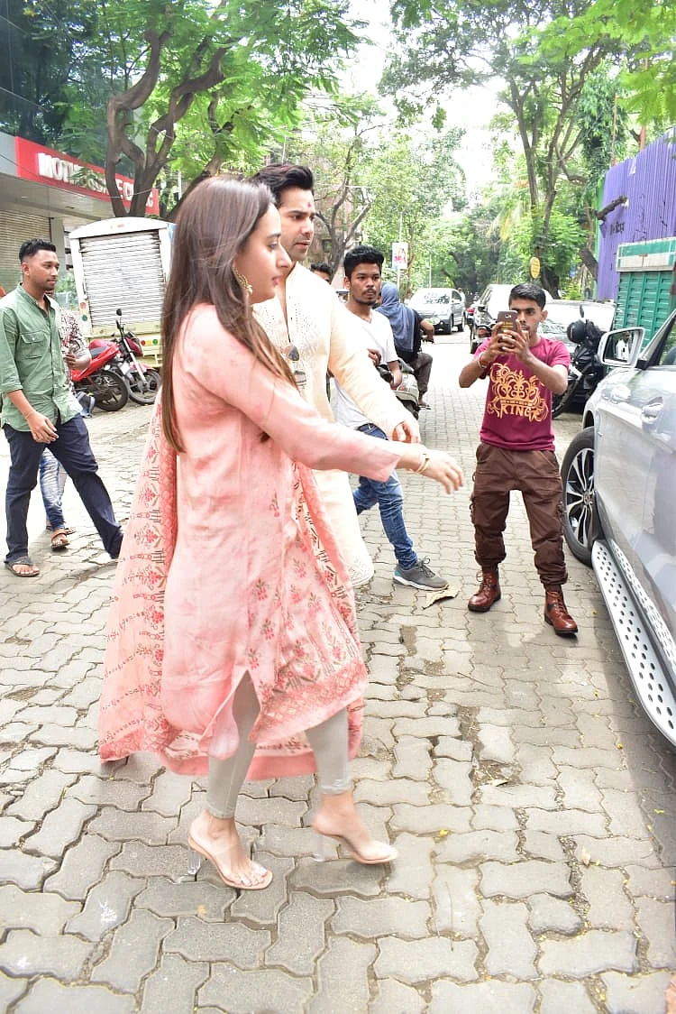 Sorry Priyanka, Varun Dhawan and Natasha Dalal's twinning is making us see the world in pink
