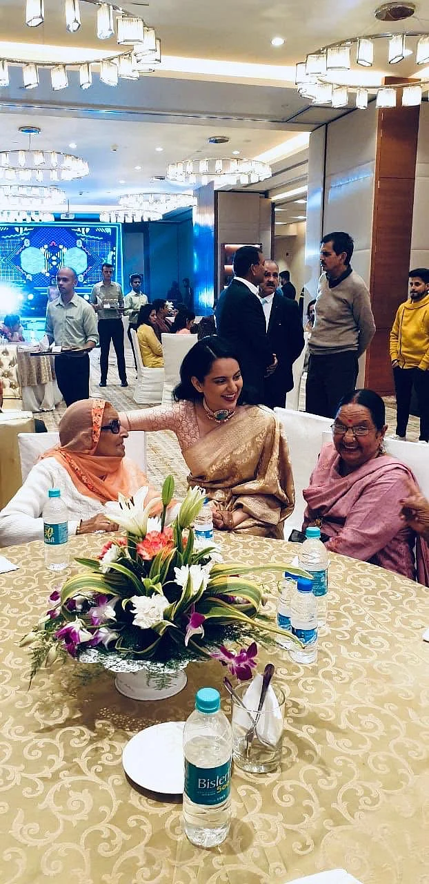 Kangana Ranaut, Rangoli Chandel at brother Aksht's engagement; see pics