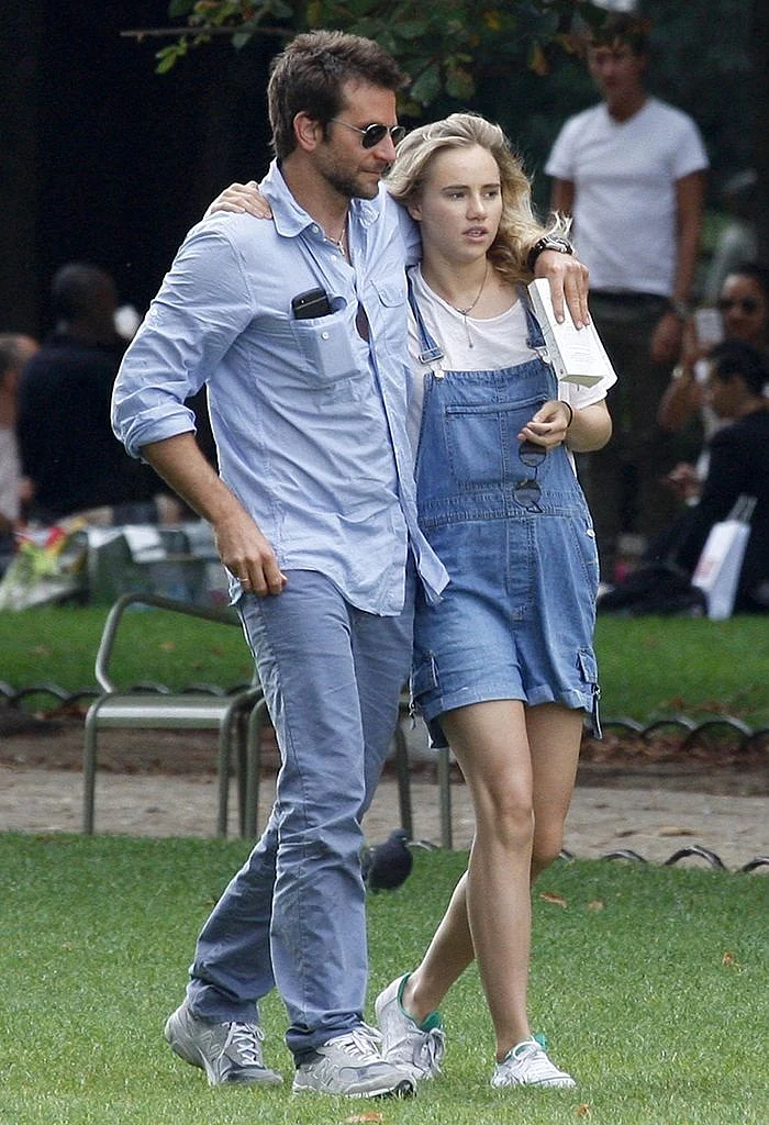 Why Keanu Reeves dating an age-appropriate girlfriend is a big deal