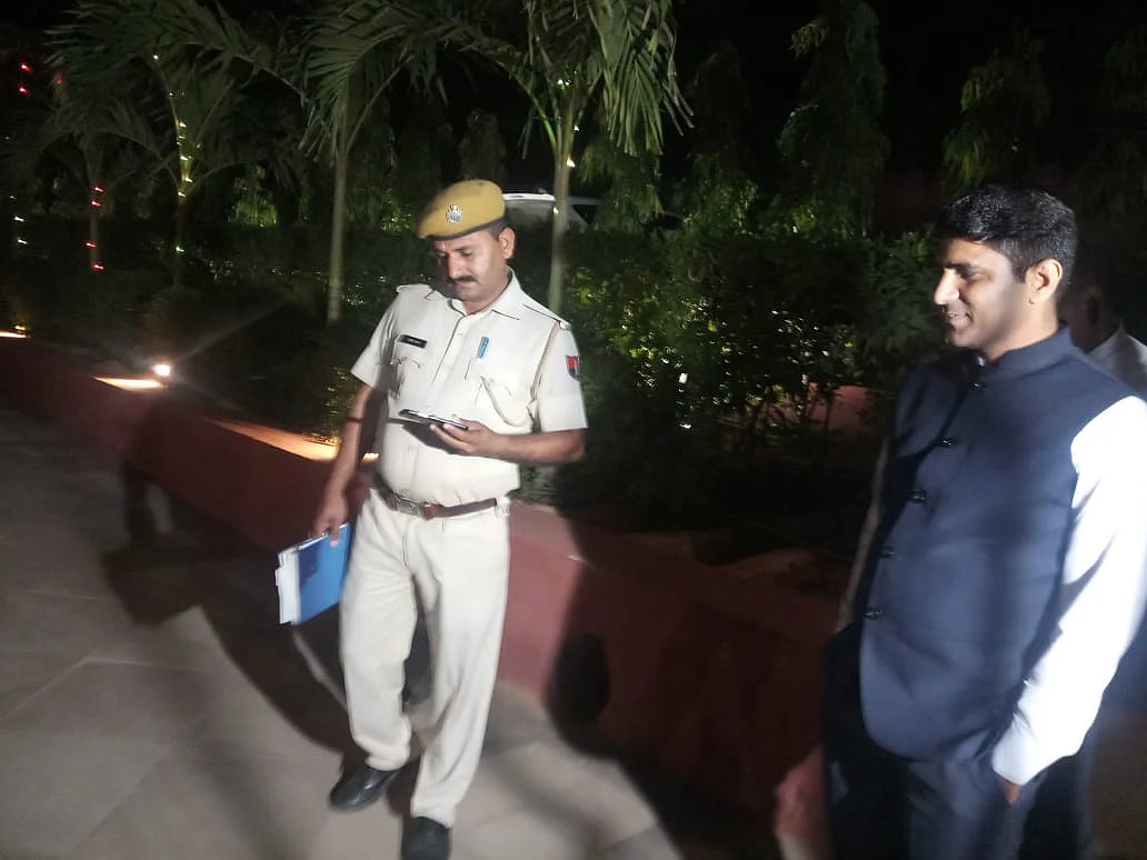 Maharashtra Congress MLAs holed up in Rajasthan to prevent poaching
