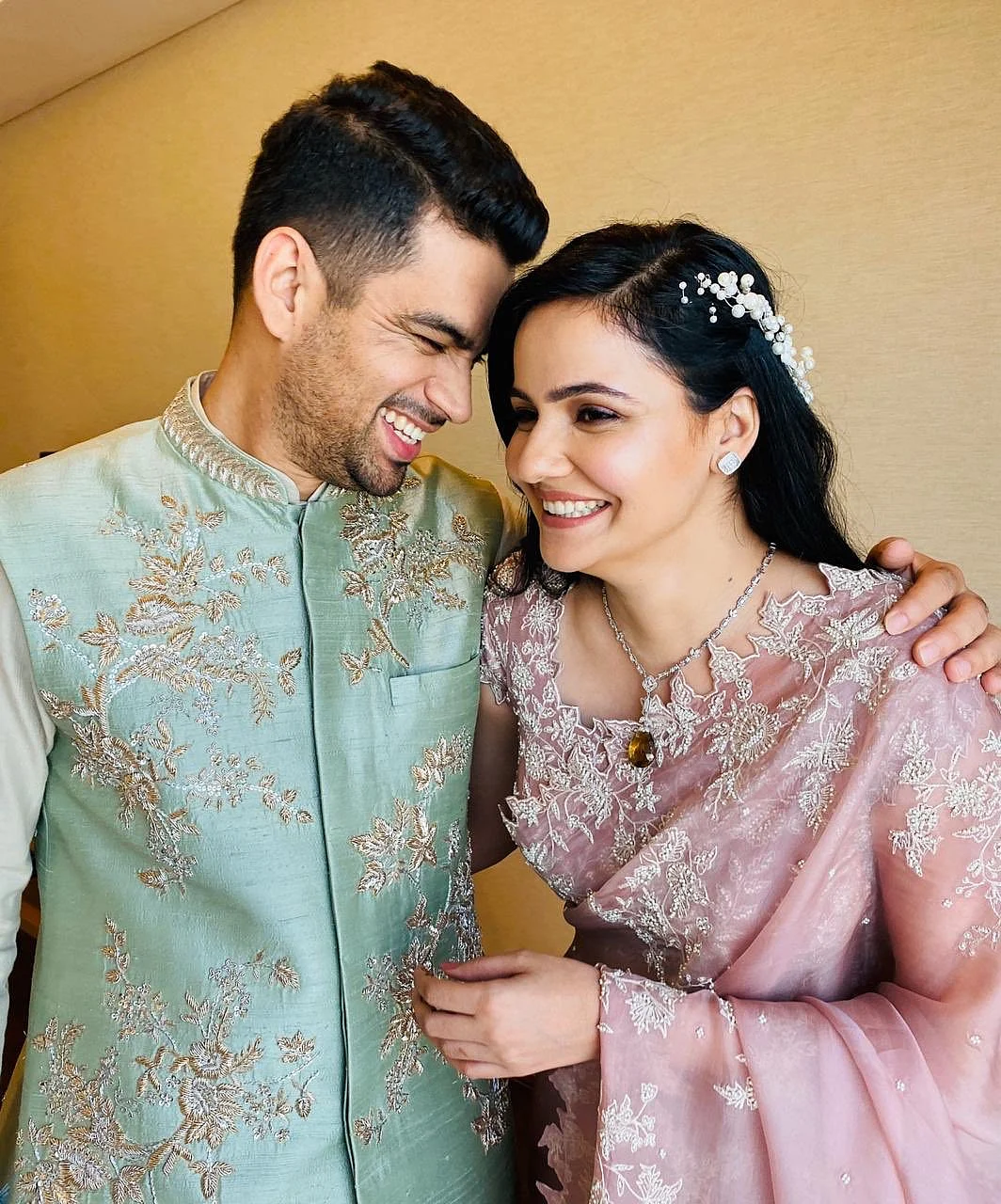 Kangana Ranaut, Rangoli Chandel at brother Aksht's engagement; see pics